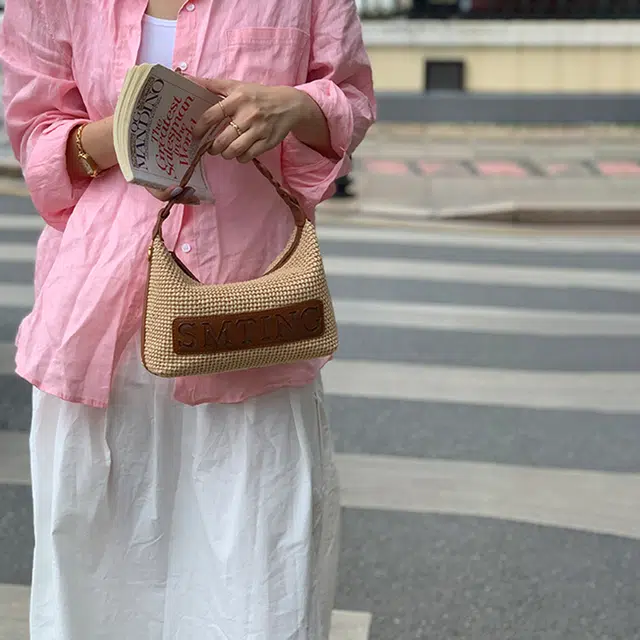 西木汀 落叶 小众设计高级感通勤百搭饺子包 牛头层革拼织物 单肩手提包 女款 卡其色/深邃黑