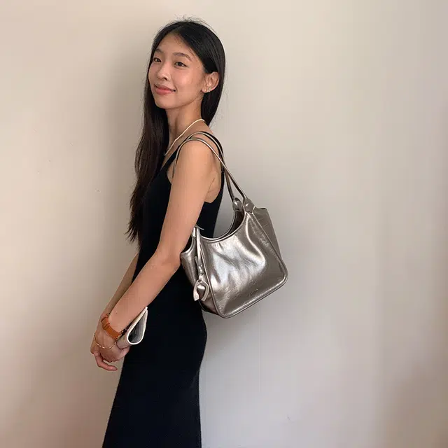 西木汀 无眠 小众品牌设计感通勤百搭托特包 牛皮 单肩包 常规 女款 古银色/高级红