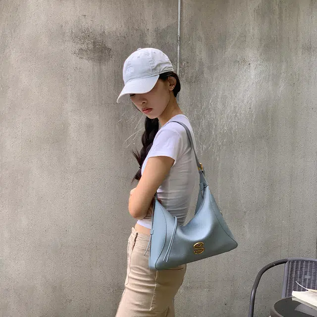 西木汀 静屿 小众设计高级感通勤百搭时尚腋下包 牛皮 斜挎单肩包 女款 水雾蓝/米白色/咖啡灰