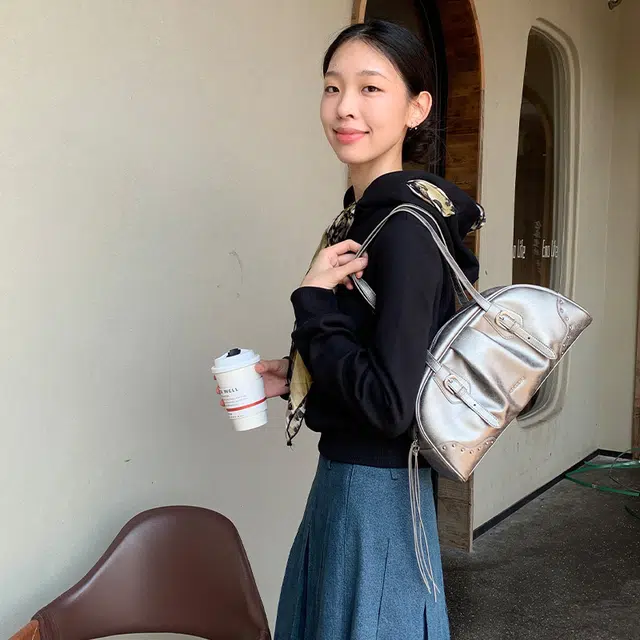 西木汀 星光 小众品牌设计高级感简约通勤百搭波士顿包 牛皮 单肩包 女款 古银色/暖驼棕/安可拉红