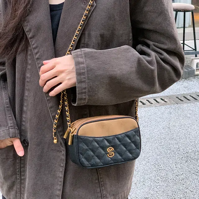 西木汀 布兰卡 小众设计高级感通勤简约百搭 牛剖层革 斜挎包 女款 深邃黑