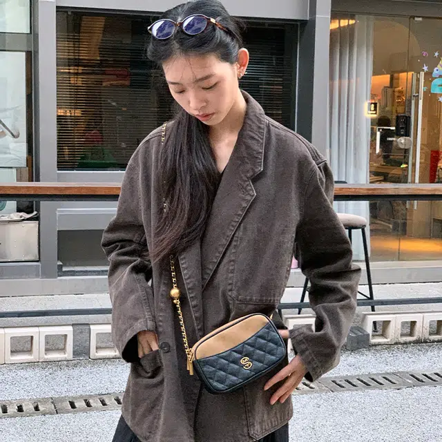 西木汀 布兰卡 小众设计高级感通勤简约百搭 牛剖层革 斜挎包 女款 深邃黑