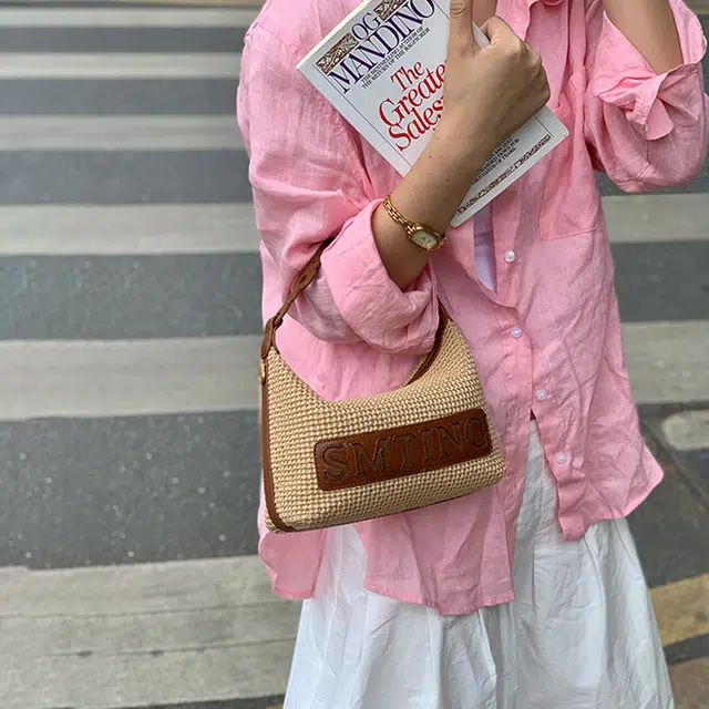 西木汀 落叶 小众设计高级感通勤百搭饺子包 牛头层革拼织物 单肩手提包 女款 卡其色/深邃黑