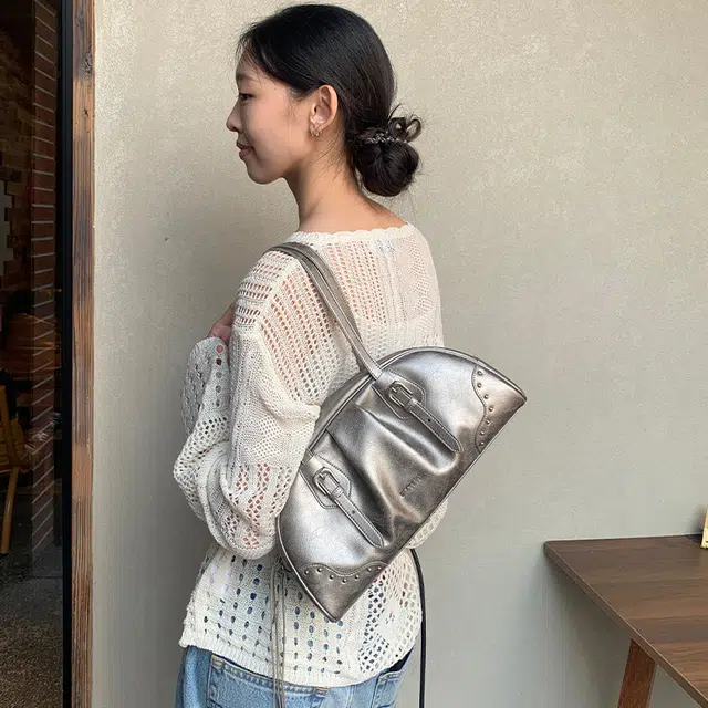 西木汀 星光 小众品牌设计高级感简约通勤百搭波士顿包 牛皮 单肩包 女款 古银色/暖驼棕/安可拉红