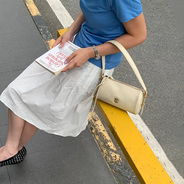 西木汀 迷雾 高级感小众设计枕头包百搭休闲腋下包 牛皮 波士顿包单肩包 小号 女款 多色