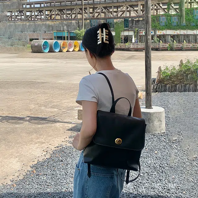 西木汀 随风 高级感小众包包日常通勤背包 牛皮 双肩包 女款 多色