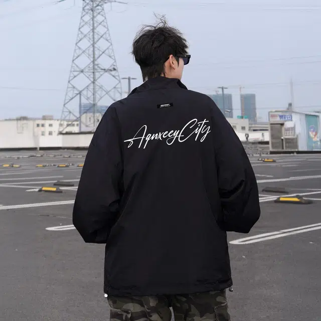 Qnxeey UPF50+logo
