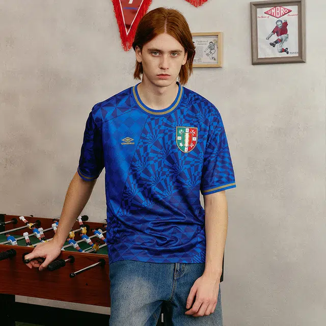 umbro T