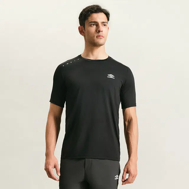umbro T