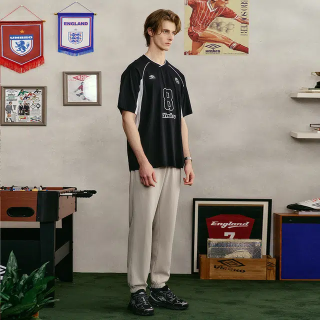 umbro T