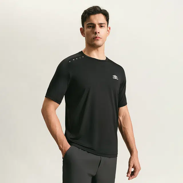umbro T