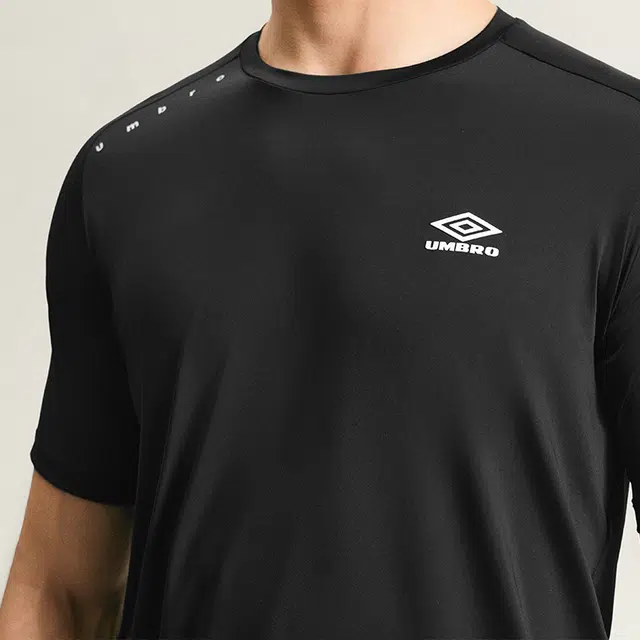 umbro T
