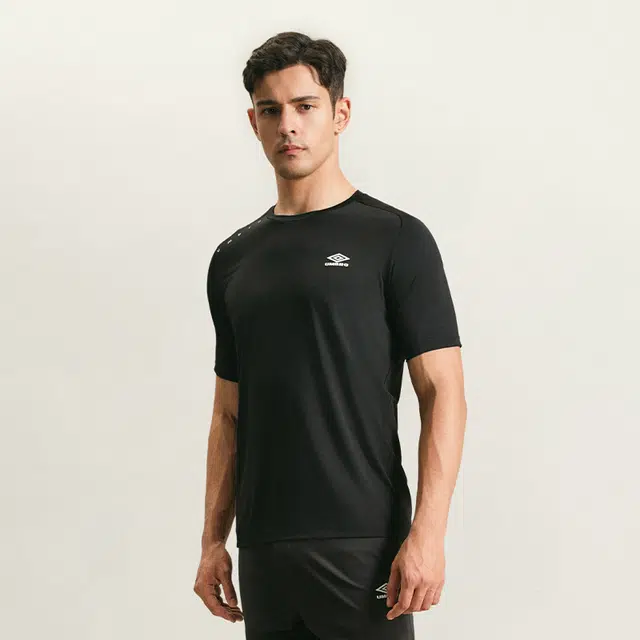 umbro T