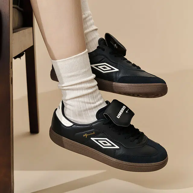umbro T