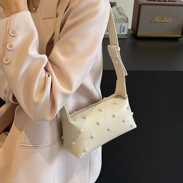 Z 1979 PU