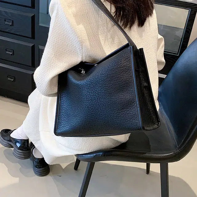 Z 1979 PU
