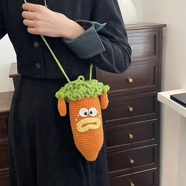WORM'S HOME