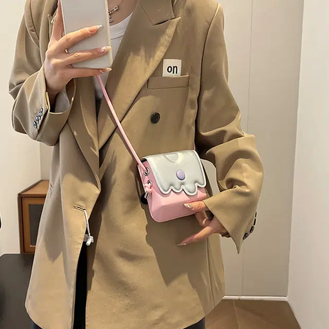 糖果色云朵饼干压壳斜挎包 小清新斜挎包口红包 女款 银色黄色绿色粉色