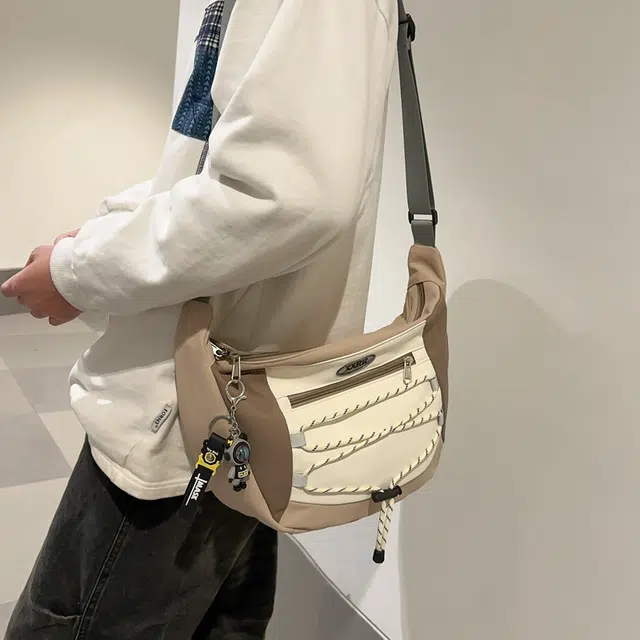 醇龙棉轻便个性休闲斜挎包男女时尚潮流通勤邮差百搭单肩斜挎包女潮多色