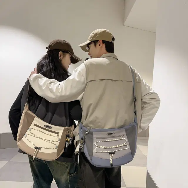 醇龙棉轻便个性休闲斜挎包男女时尚潮流通勤邮差百搭单肩斜挎包女潮多色