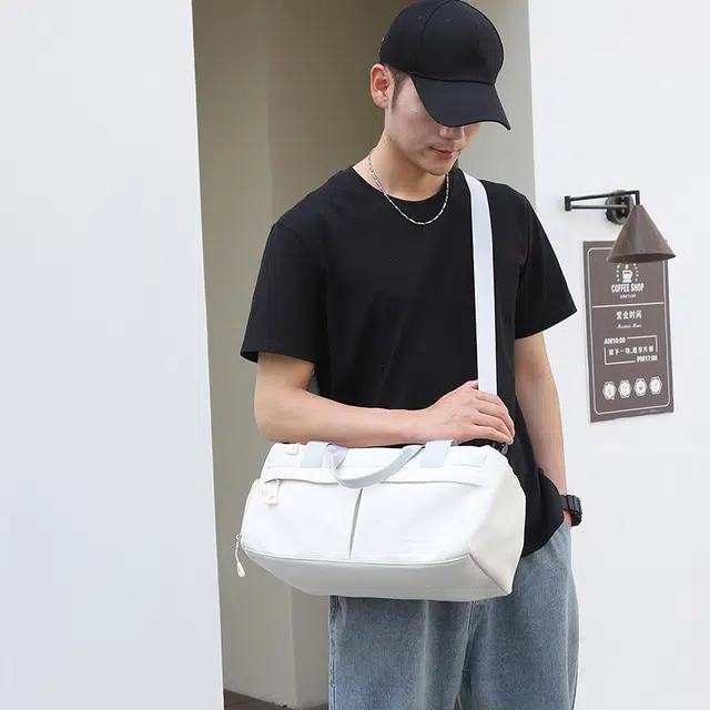 醇龙 时尚百搭便携大容量 尼龙 健身包 中号 男女同款情侣款 米白色/黑色/粉色/蓝色
