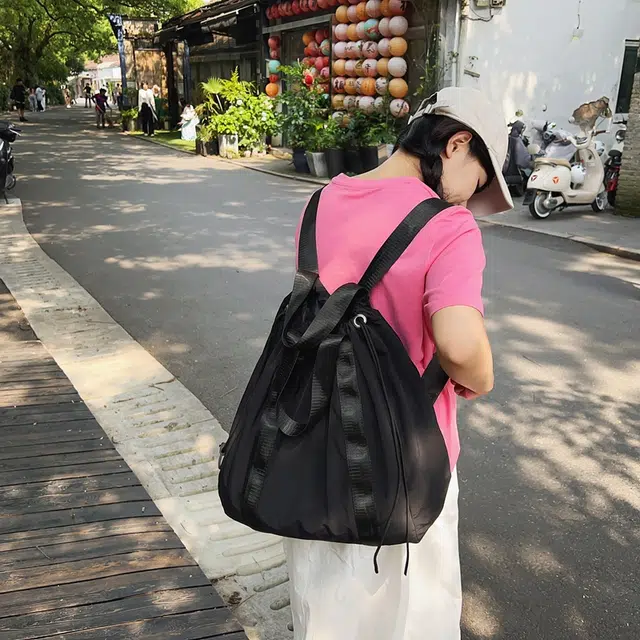 醇龙 风潮时尚运动旅行大容量 尼龙 双肩包 女款 多色