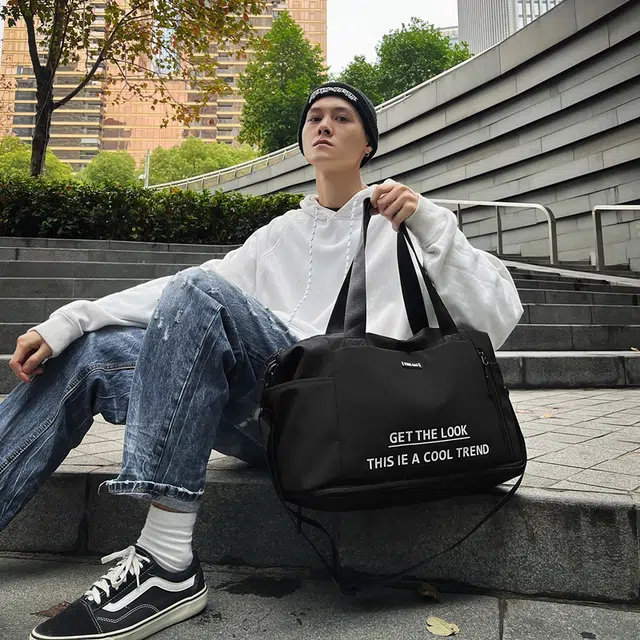 tote