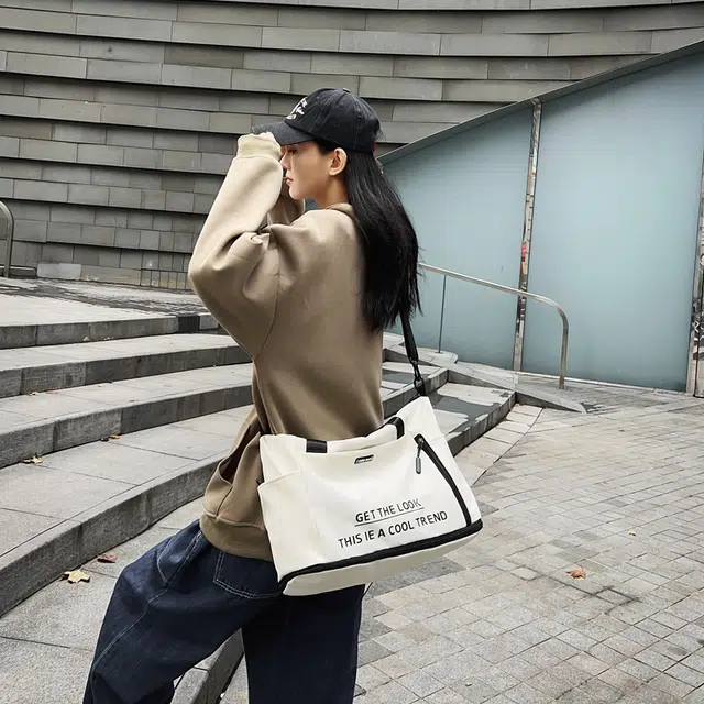 tote