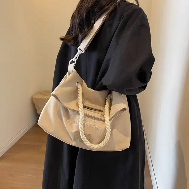 醇龙 大容量时尚上课通勤潮 布 单肩斜挎包 女款 多色