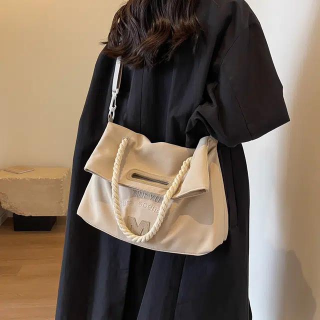 醇龙 大容量时尚上课通勤潮 布 单肩斜挎包 女款 多色