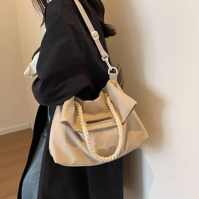 醇龙 大容量时尚上课通勤潮 布 单肩斜挎包 女款 多色