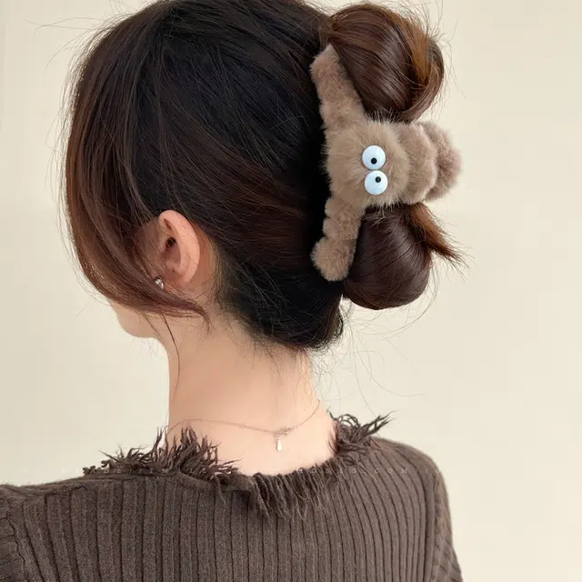 如花梦 可爱毛绒娃娃小煤球发饰 温柔甜美趣味不伤发盘发鲨鱼夹 发夹 女款