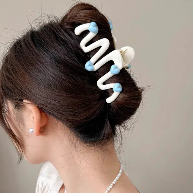 如花梦 奶油蓝爱心波浪后脑勺盘发抓夹鲨鱼夹子可爱发卡 亚克力 发夹 女款