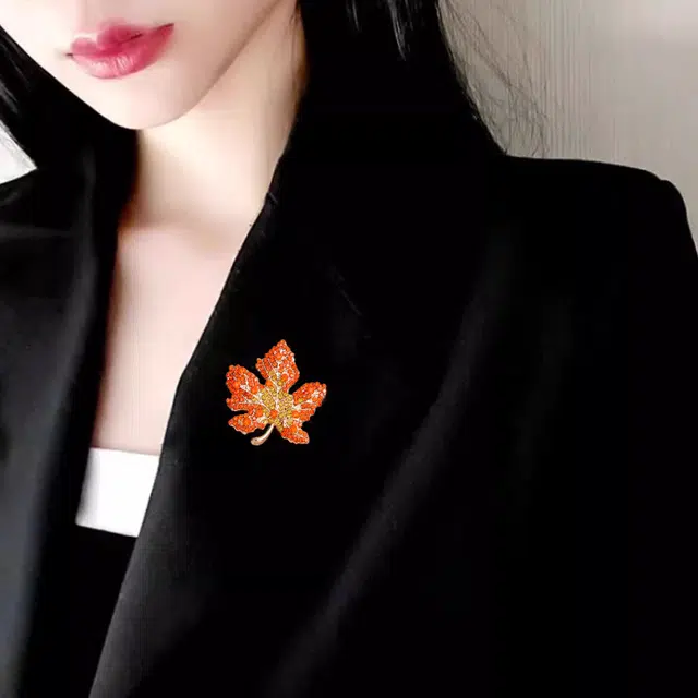 如花梦 红色枫叶胸花高档精致别针气质西服高端设计配饰 合金 胸针 女款