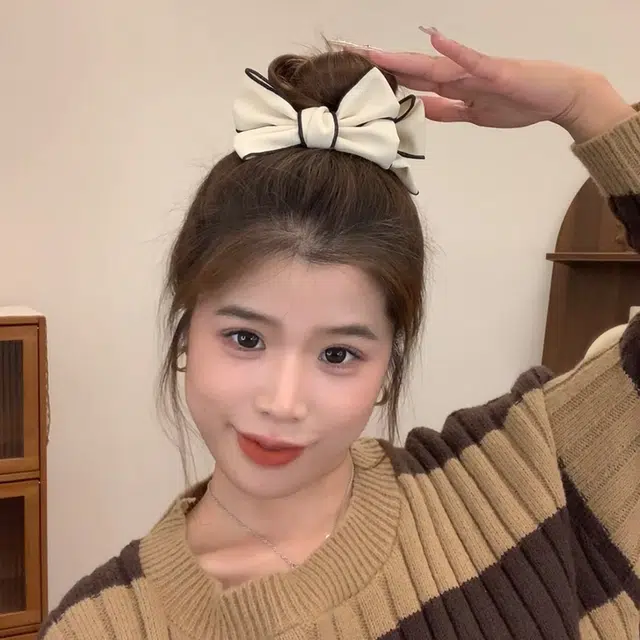 如花梦 甜美蝴蝶结高马尾抓夹氛围感少女心后脑勺扎发日常百搭气质丸子头 布艺 亚克力 发夹 女款