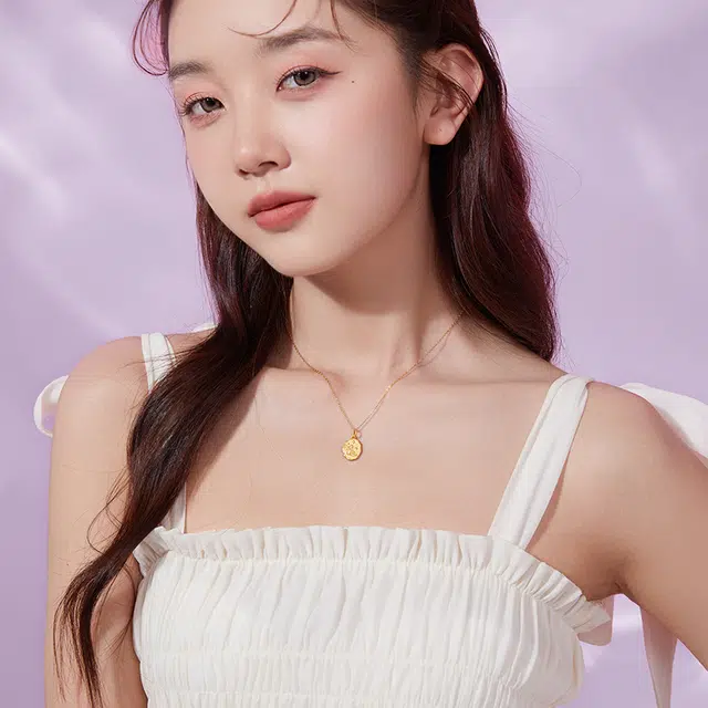 周六福 黄金定价玫瑰蝴蝶牌挂件配饰 足金 按克计价 吊坠 女款