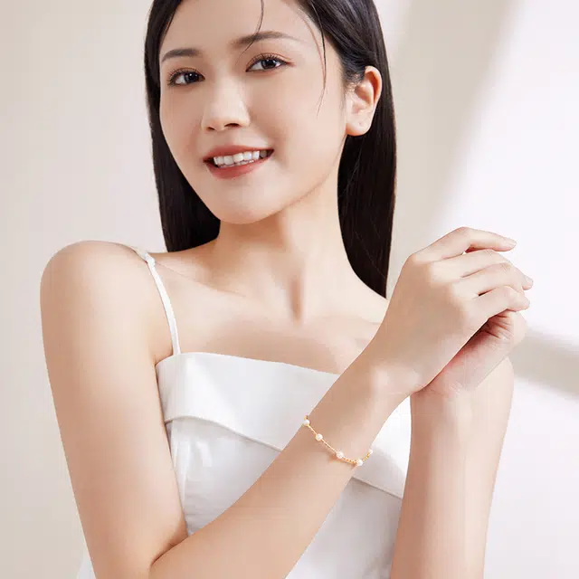 周六福 午后星光优雅串珠精致淡水珍珠  手链 女款