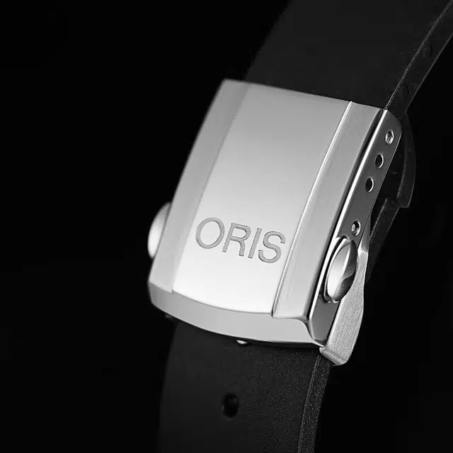 Oris Aquis Date 41.5mm