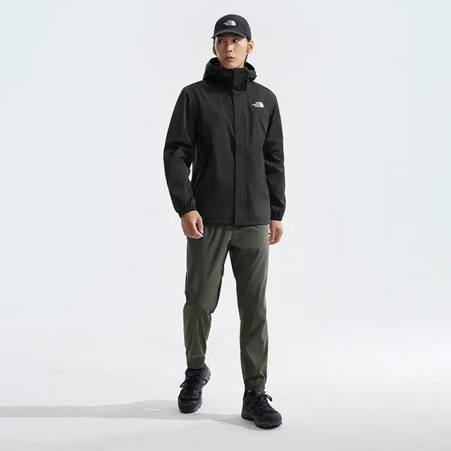 THE NORTH FACE logo FW24