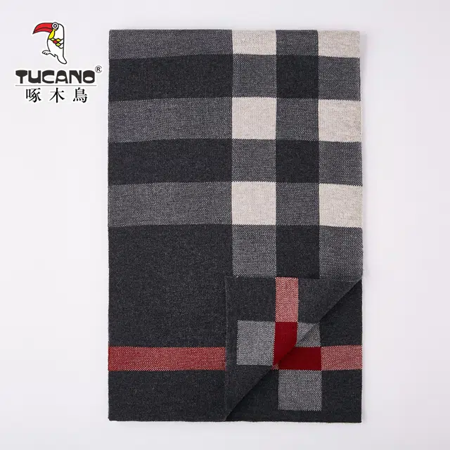 啄木鸟 秋冬新款羊毛节日保暖羊毛几何 气质绒线围巾 男女同款情侣款