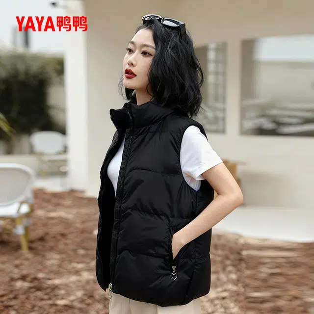 鸭鸭  冬季轻薄立领百搭休闲坎肩外穿  羽绒马甲  女款