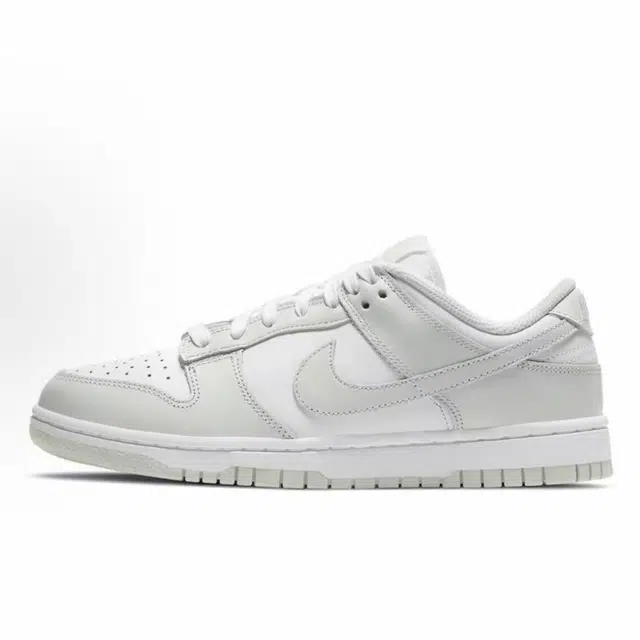 Nike Dunk LowPHOTON DUST