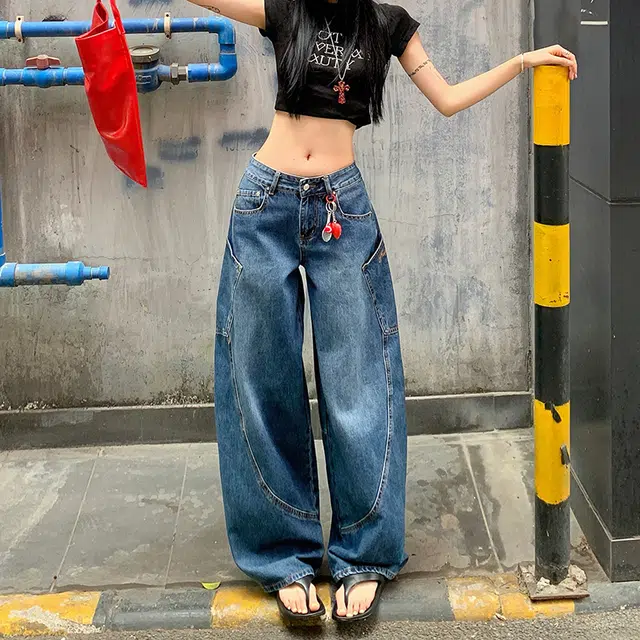 人本 美式复古舒适百搭弯刀字母刺绣拼接宽松休闲时尚高腰显瘦阔腿牛仔裤 女款