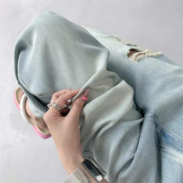 人本 美式复古水洗时尚休闲舒适阔腿拖地破洞宽松垂感直筒牛仔裤 女款