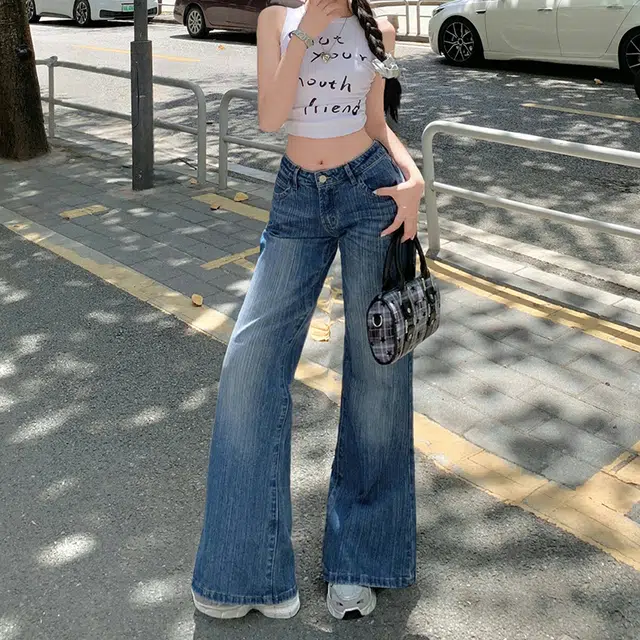 人本 宽松显瘦重工竹节纹超级复古蓝美式低腰阔腿微喇牛仔裤 女款