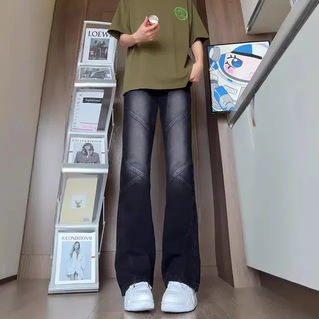 人本 磨白做旧耐磨水洗拼接设计微喇叭长裤青少年文艺校园青春休闲百搭牛仔裤 男女同款 黑色