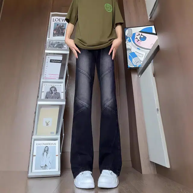 人本 磨白做旧耐磨水洗拼接设计微喇叭长裤青少年文艺校园青春休闲百搭牛仔裤 男女同款 黑色