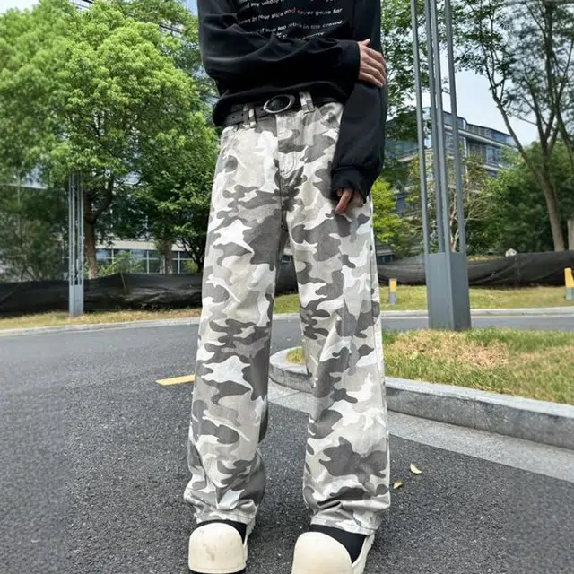 PAINT STAIN