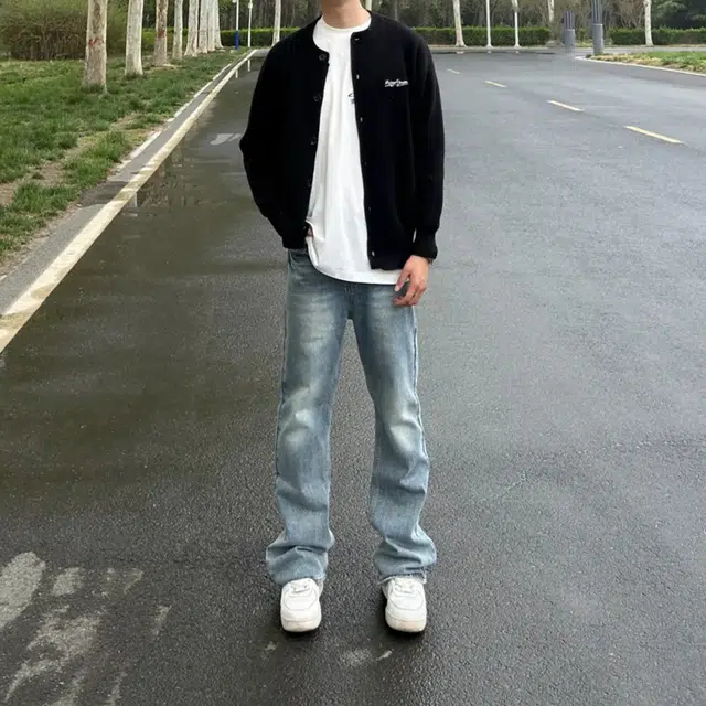 人本 高级设计感闪电裂纹水洗潮流直筒宽松裤子阔腿长裤牛仔裤 男女同款 浅蓝色