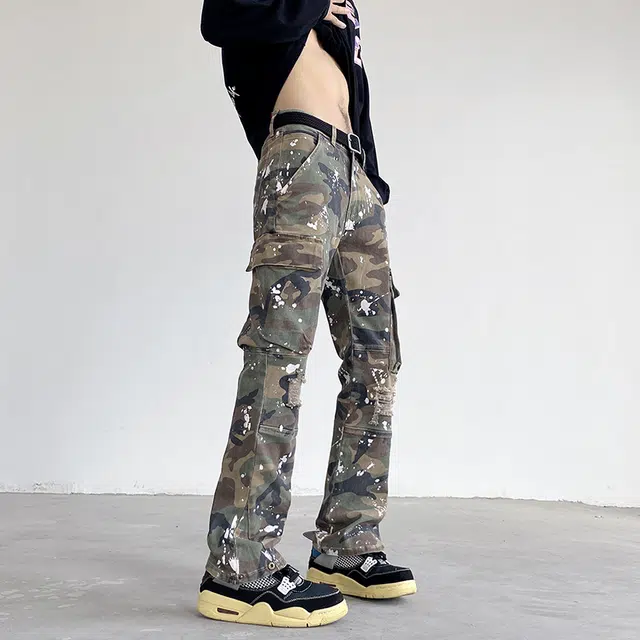 人本 美式迷彩高街伐木风创意泼墨涂鸦破洞磨破翻盖拼接口袋工装长裤百搭牛仔裤 男女同款